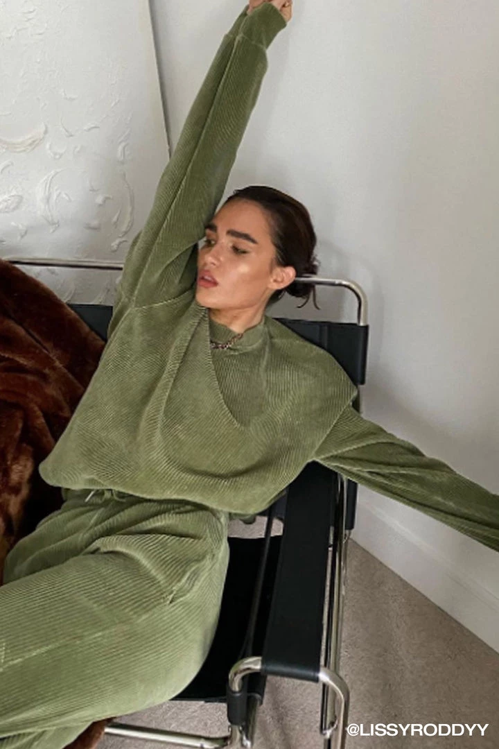 STORETS Influencer Nevaeh Cord Oversized Top