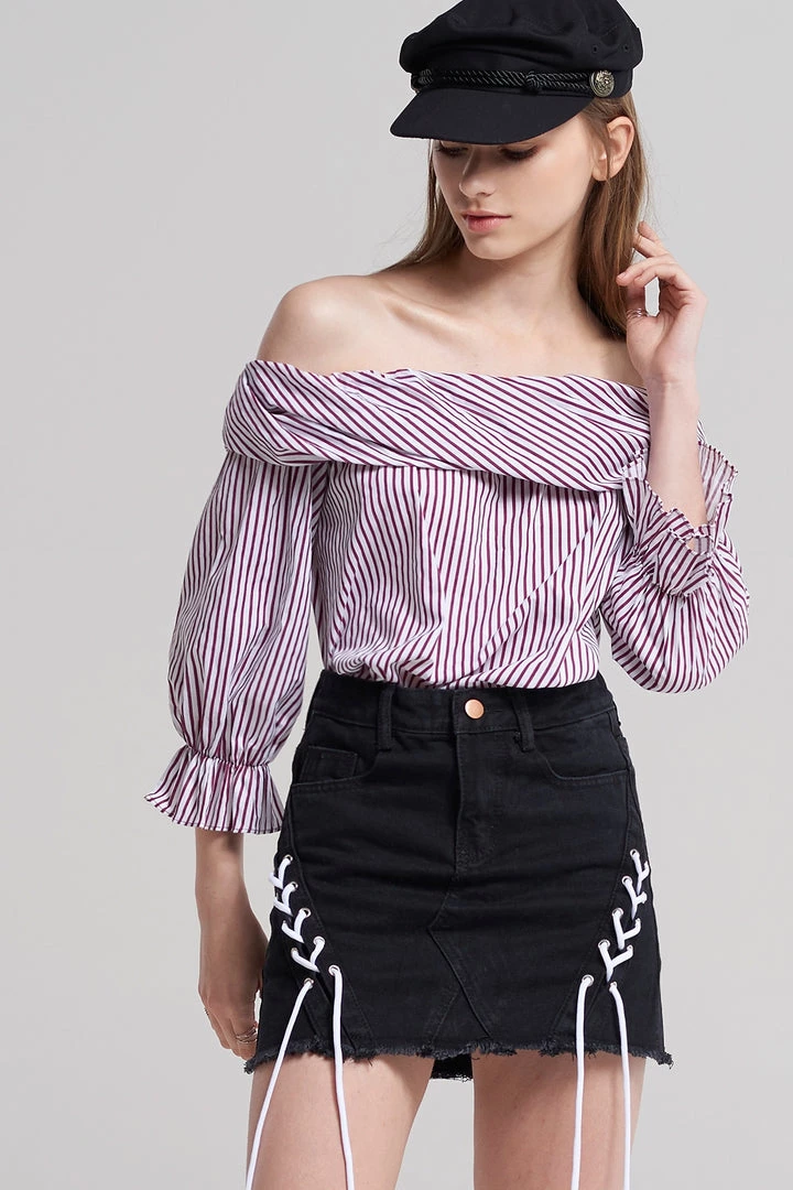 STORETS CLOTHING Gracie Stripe Twist Blouse