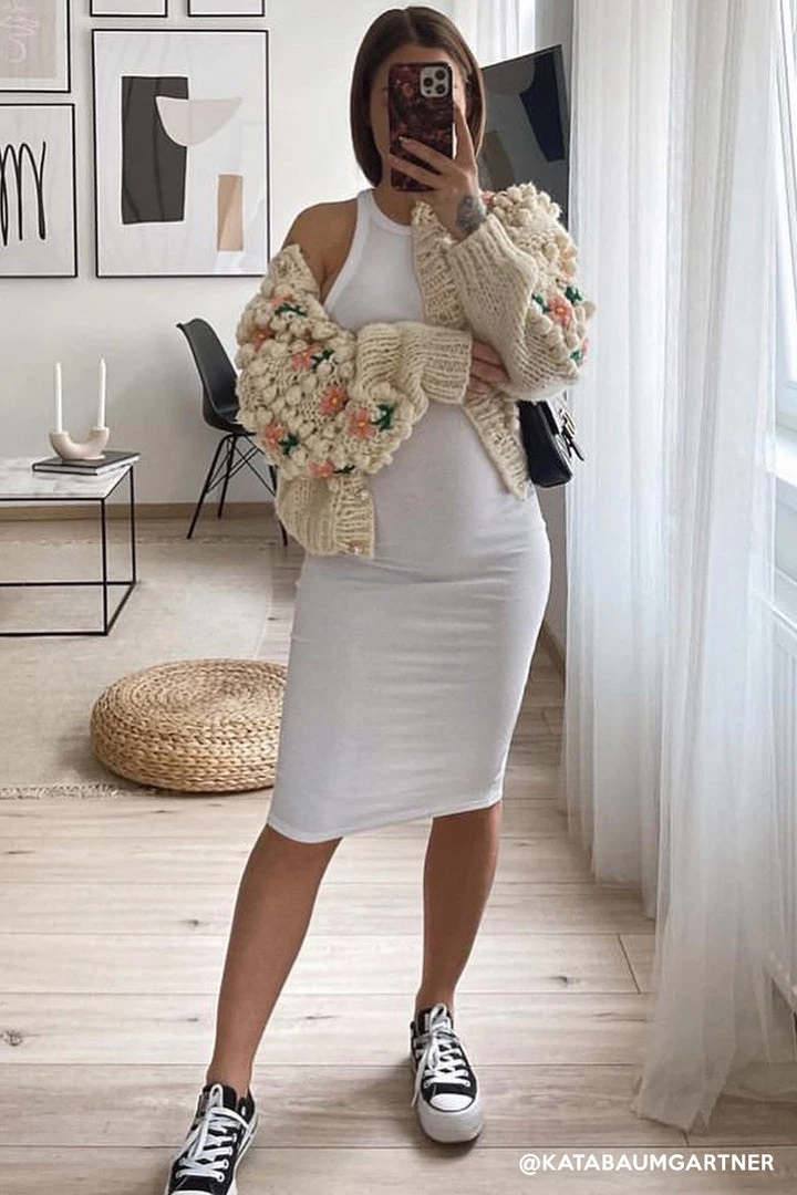 STORETS Influencer Lily Floral Embroidered Knit Cardigan