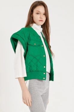 STORETS Tanner Diamond Quilted Crop Vest