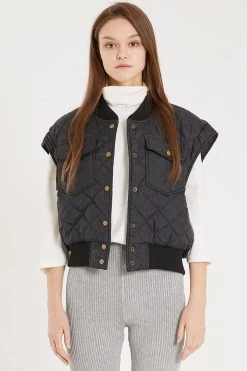 STORETS Tanner Diamond Quilted Crop Vest