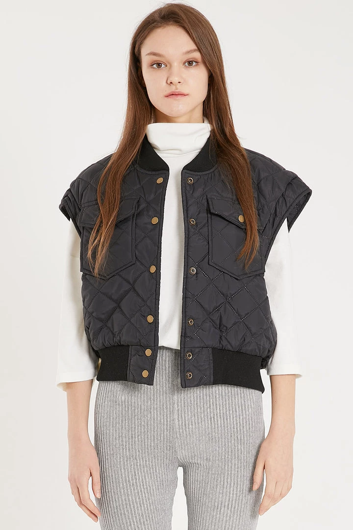 STORETS Tanner Diamond Quilted Crop Vest