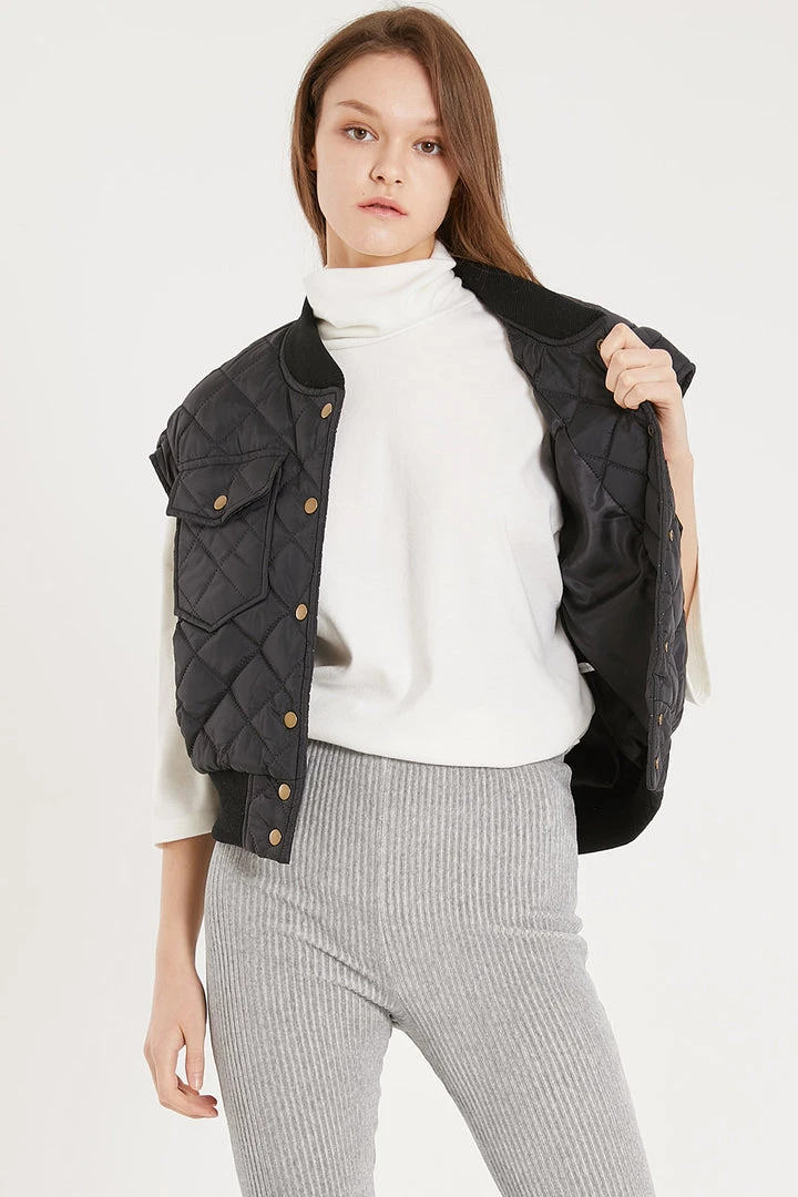 STORETS Tanner Diamond Quilted Crop Vest