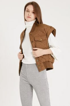 STORETS Tanner Diamond Quilted Crop Vest CLOTHING