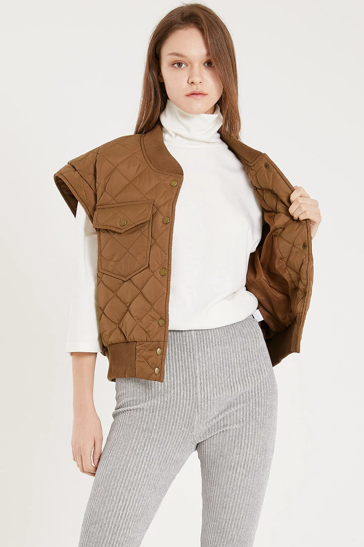 STORETS Tanner Diamond Quilted Crop Vest CLOTHING