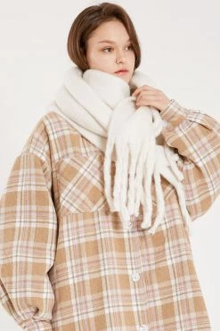STORETS Influencer ACCESSORIES Miracle Fuzzy Scarf