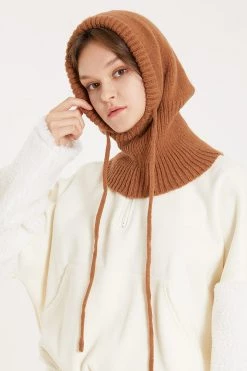 STORETS Kali Hoodie Neck Warmer