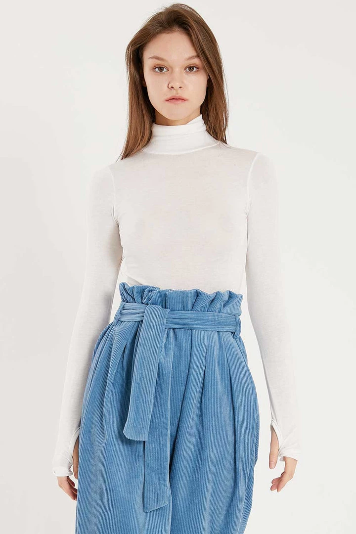 STORETS CLOTHING Ulyana Thumb Hole Slim Top