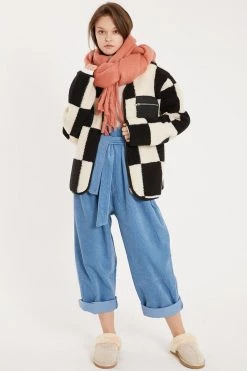 Vitaliia Miracle Fuzzy Scarf