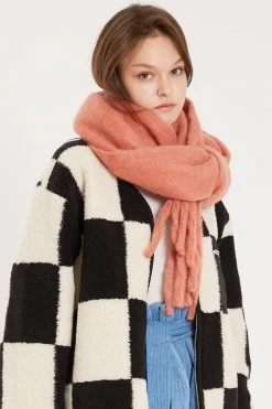 STORETS Influencer ACCESSORIES Miracle Fuzzy Scarf