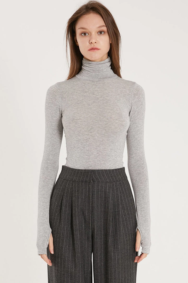 STORETS CLOTHING Ulyana Thumb Hole Slim Top