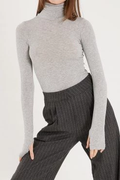 STORETS CLOTHING Ulyana Thumb Hole Slim Top