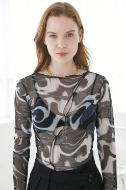 STORETS SALE Rylee Diagonal Mesh Top