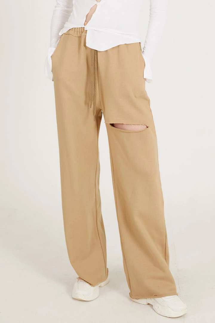 STORETS Influencer Nadia Slash Lounge Pants