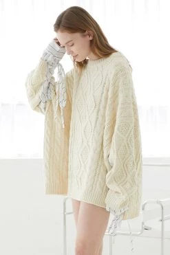 STORETS Influencer Sadie Shirt Combo Knit Pullover