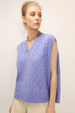 STORETS SALE Esther Cable Knit Vest