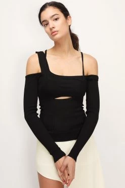 STORETS CLOTHING Veda Cutout Ribbed Open Top
