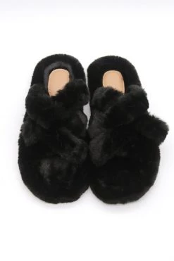 STORETS ACCESSORIES Tinley Cross Faux Fur Flip Flops
