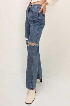 STORETS Amia Ripped Slash Jeans