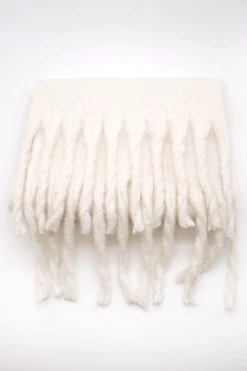 STORETS Miracle Fuzzy Scarf ACCESSORIES