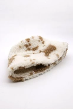 STORETS ACCESSORIES Sara Dalmatian Fluffy Bucket Hat