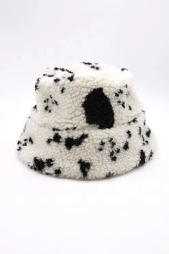 STORETS Sara Dalmatian Fluffy Bucket Hat