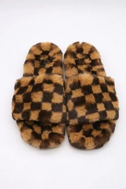 STORETS ACCESSORIES Yva Checkerboard Faux Fur Open Slipper