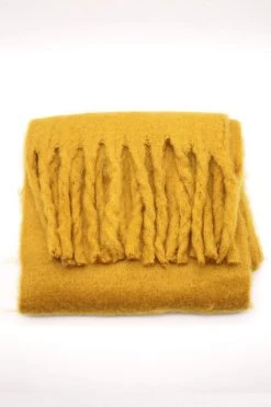 STORETS Influencer Miracle Fuzzy Scarf ACCESSORIES