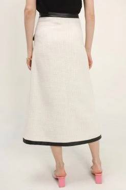 STORETS CLOTHING Ashley Contrast Trim Tweed Skirt