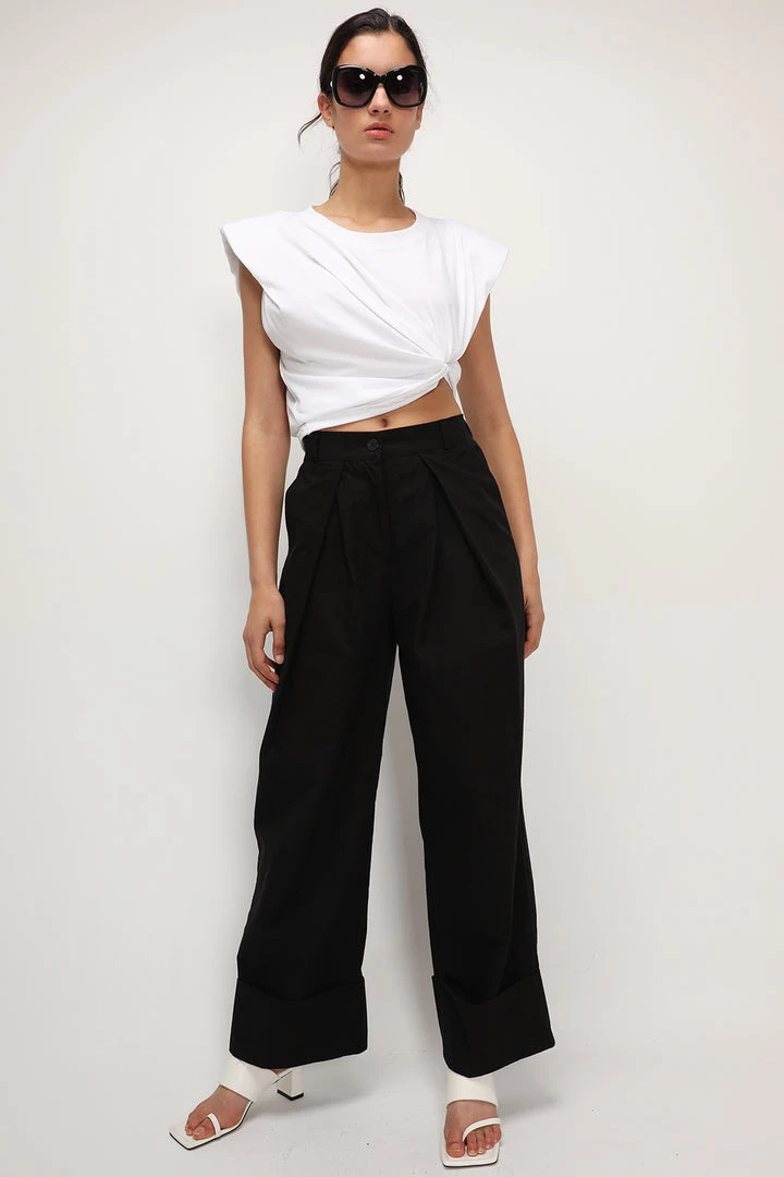 STORETS Elena Padded Shoulder T-shirt BEST-SELLERS