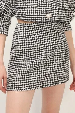 STORETS Zendaya Houndstooth Mini Skirt CLOTHING