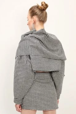 STORETS SALE ACCESSORIES Zendaya Houndstooth Muffler