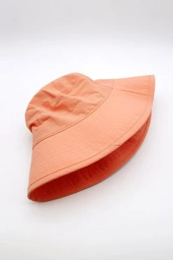 STORETS ACCESSORIES Canvas Bucket Hat