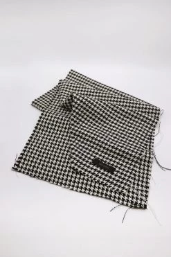 STORETS SALE ACCESSORIES Zendaya Houndstooth Muffler