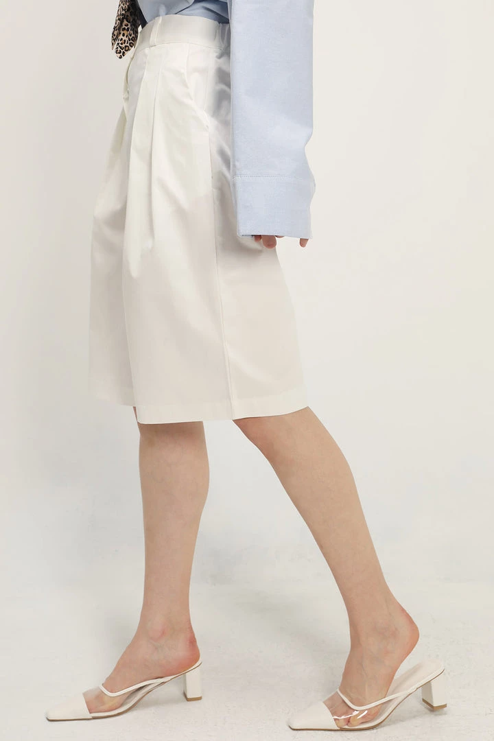 STORETS Hazel Pintuck Bermuda Pants