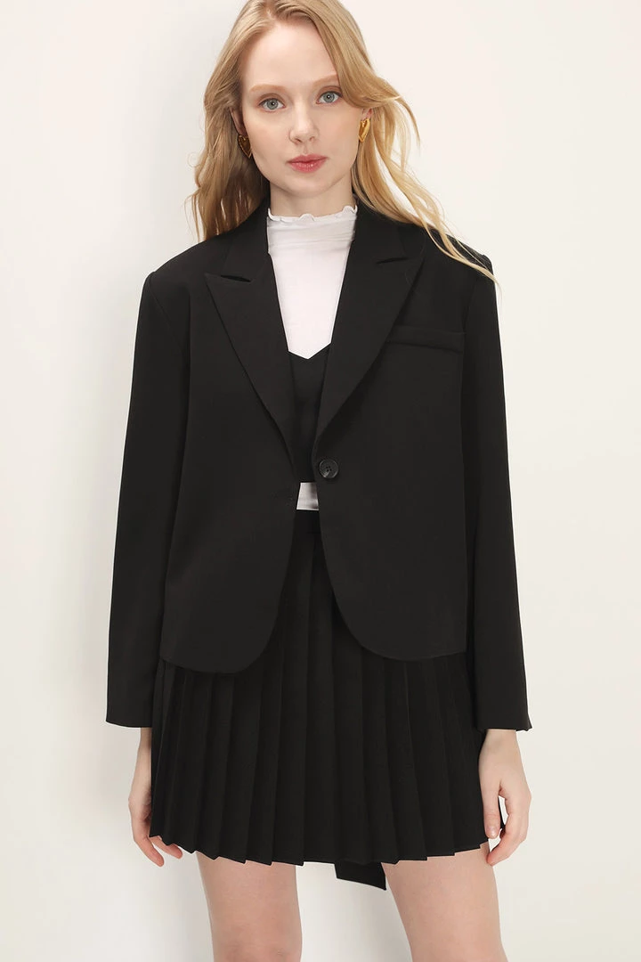 STORETS CLOTHING Lilly Padded Blazer