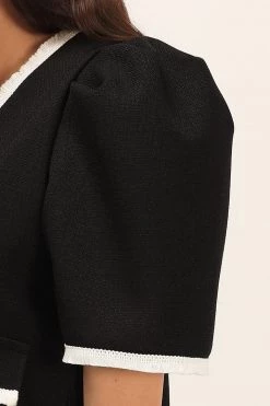 STORETS CLOTHING Belle Contrast Trim Puffed Jacket