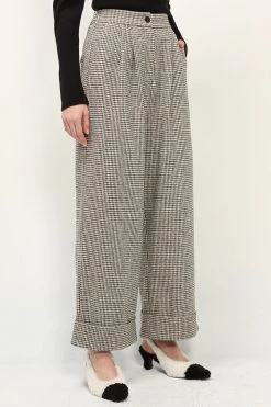 STORETS CLOTHING Nylah Houndstooth Pintuck Cuffed Pants