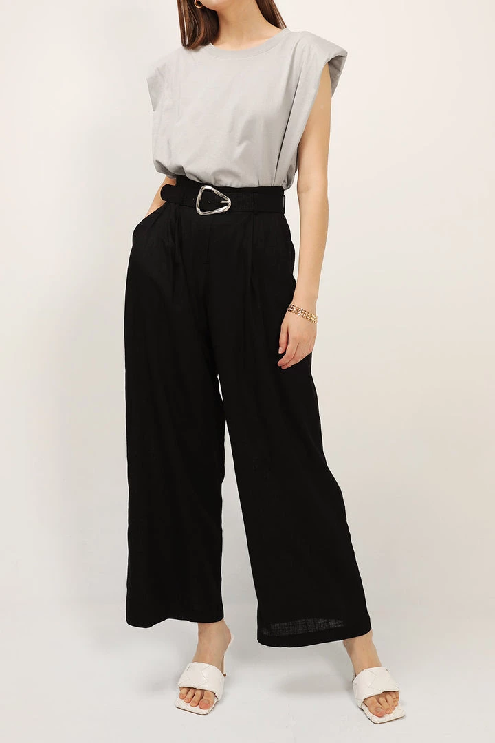 STORETS Elena Padded Shoulder T-shirt