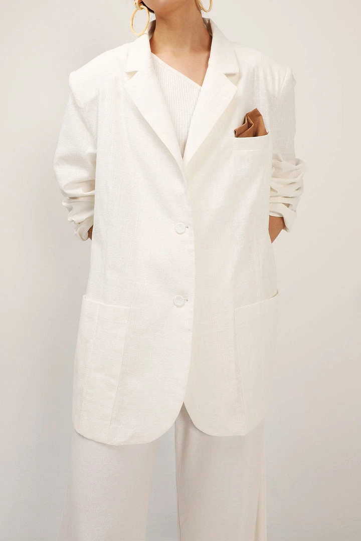 STORETS Influencer Brianna Oversized Handkerchief Blazer