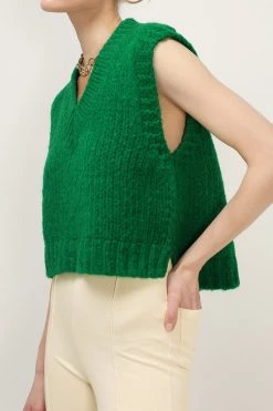 STORETS CLOTHING Alice Fuzzy Knit Vest