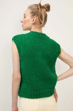 STORETS CLOTHING Alice Fuzzy Knit Vest