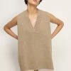 STORETS CLOTHING Lyla Oversized Knit Vest