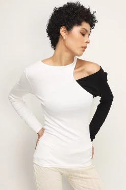 STORETS Lilliana Halter Neck Top CLOTHING