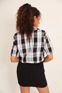 STORETS Lauren Plaid Cropped Jacket