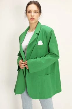 STORETS Influencer Brianna Oversized Handkerchief Blazer