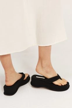 STORETS Wedge Platform Flip Flops