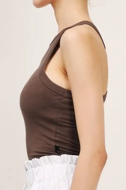 STORETS CLOTHING Taylor Halter Sleeveless Top