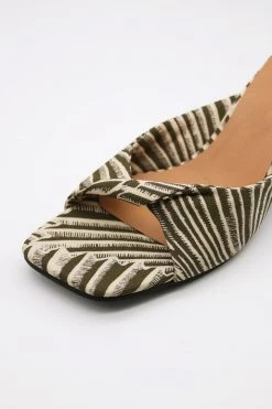 STORETS Printed Twist Pumps
