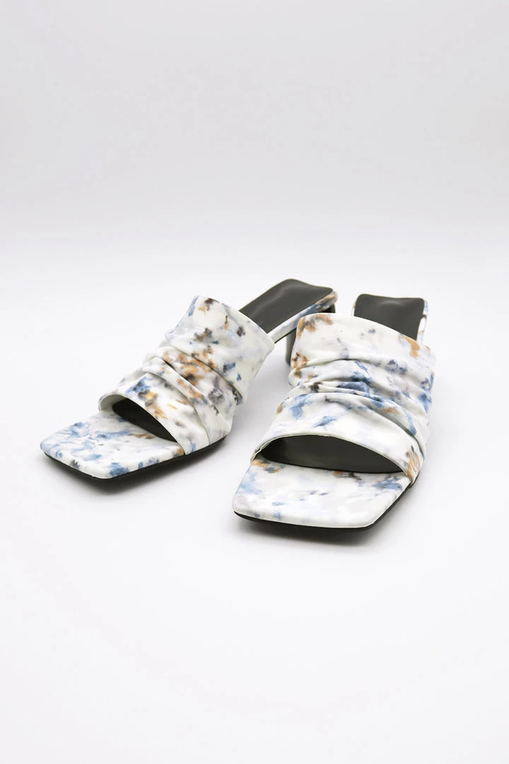 STORETS Pleather Shirring Pumps